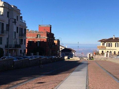 Parcheggio di Piazza Claudio Villa